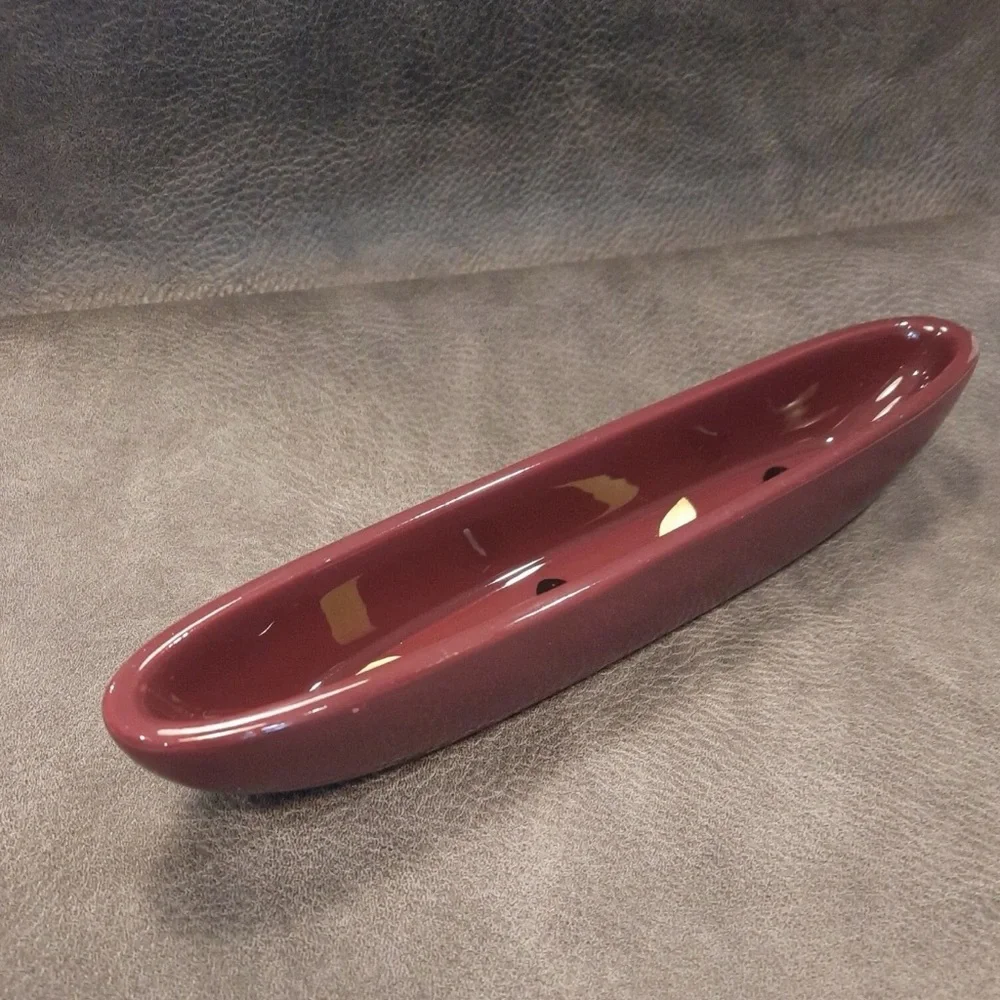 Crate & Barrel Olive Dish Oblong 8